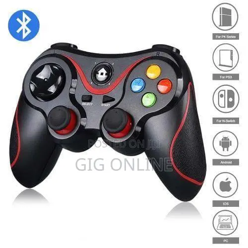 V13 Rechargeable Wireless Game Pad · Photo 1