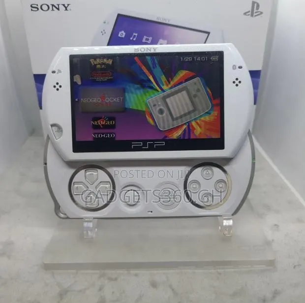 Sony PSP Go Edition (16gb White) · Photo 1