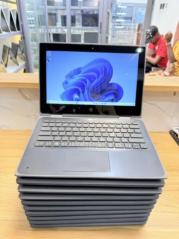 Laptop HP ProBook 11 X360 8GB Intel Core i5 SSD 128GB · Photo 1