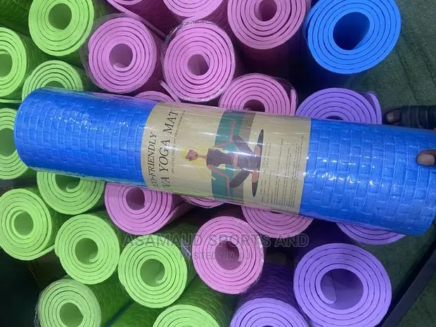 Yoga Mat for Training at Cool Price · Photo 1