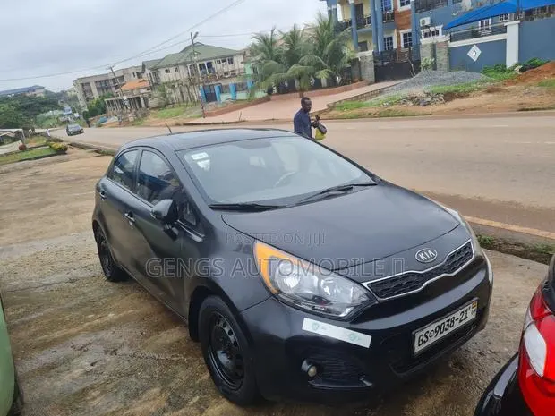 Kia Rio 2013 Black · Photo 4