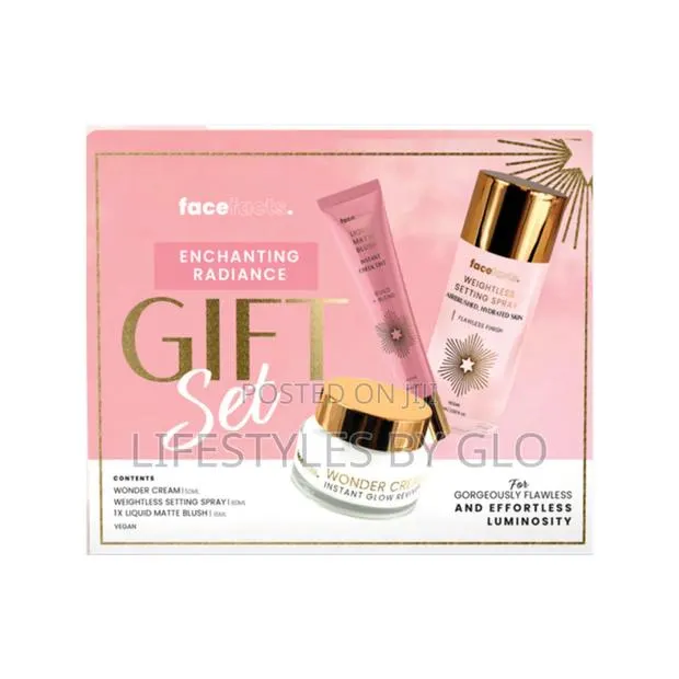 Face Facts Enchanting Radiance Gift Set · Photo 1