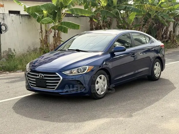 Hyundai Elantra SE Sedan FWD (2.0L 4cyl 6M) 2017 Blue