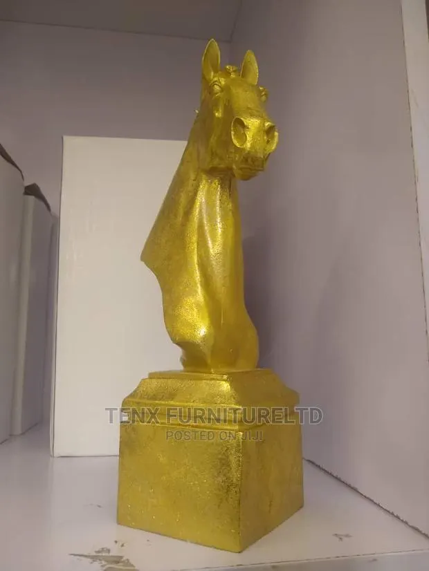 Horse Head Abstract (Gold) · Photo 1