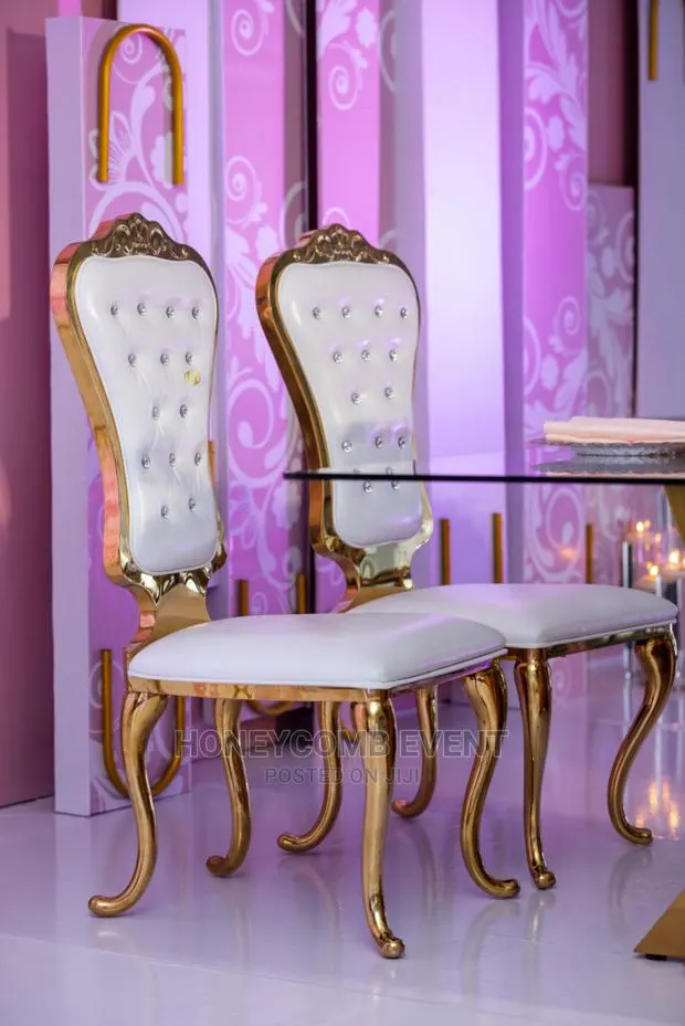 For SALE! 2x Bridal Couple Chairs Wedding Engagement Party · Photo 1