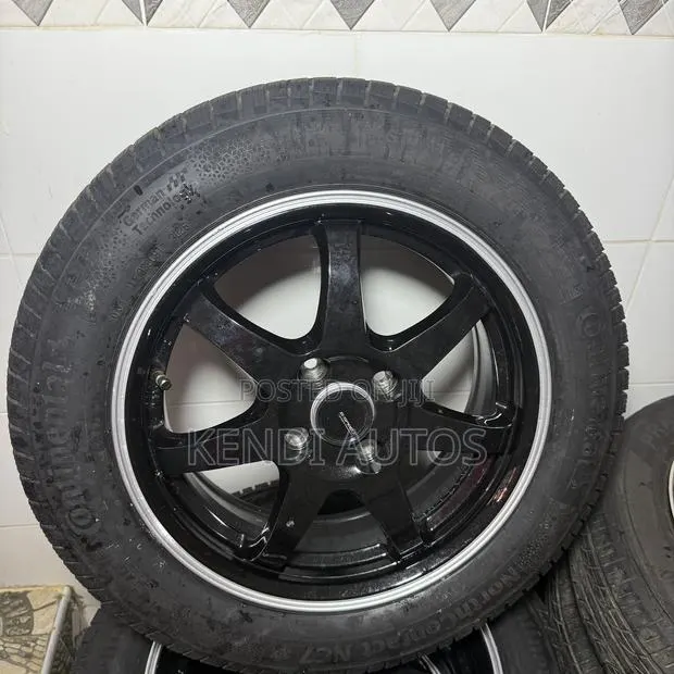 Home Used Solid Rim 15 4 Holes With New Condition Tryes Forsale · Photo 1
