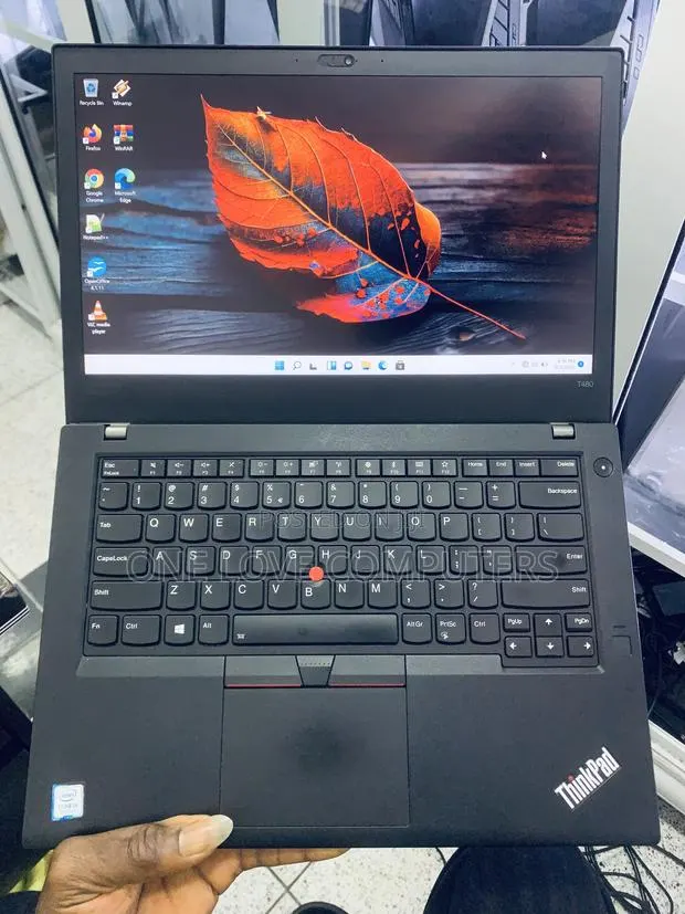 Laptop Lenovo ThinkPad T480 8GB Intel Core i5 SSD 256GB · Photo 1