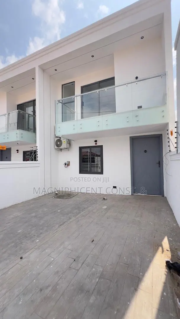 2bdrm Duplex in Magniphicent Estates, Ashaley Botwe for sale · Photo 1