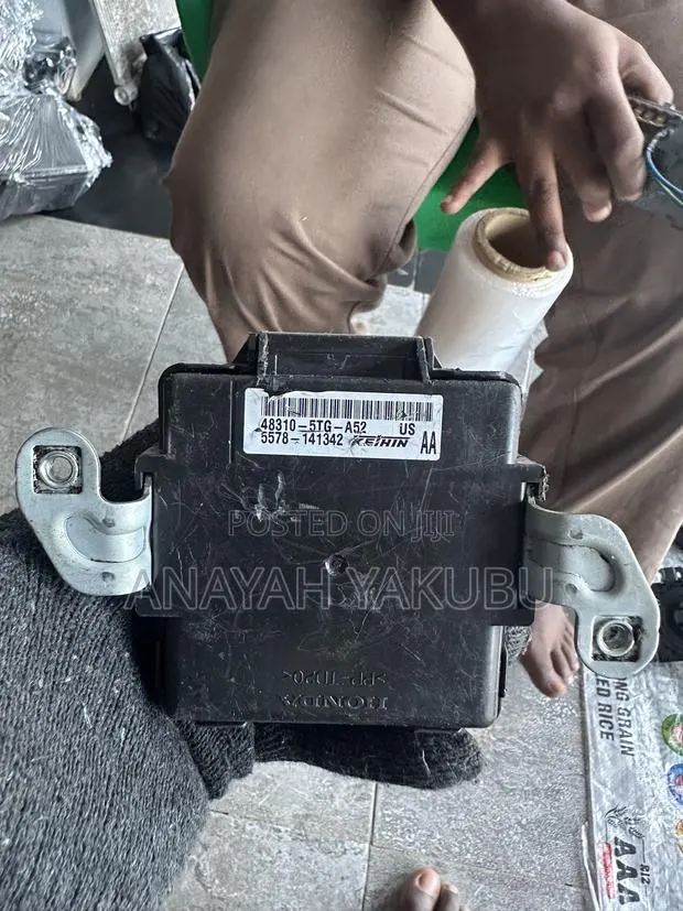 2017-21 Honda CRV All Wheel Drive Unit · Photo 1