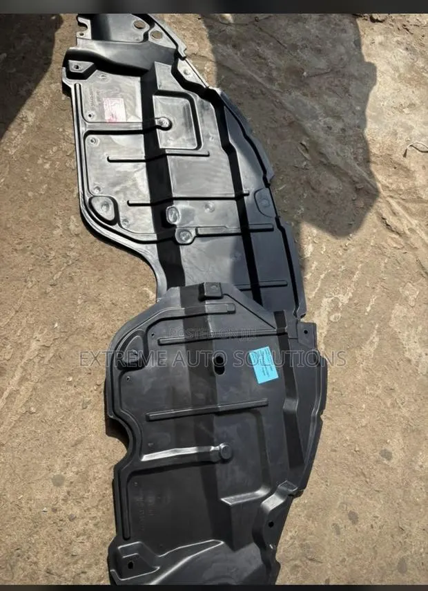 Camry 07 Engine Under Panel · Photo 1