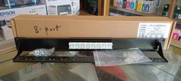 Patch Panel 8 Port · Photo 1
