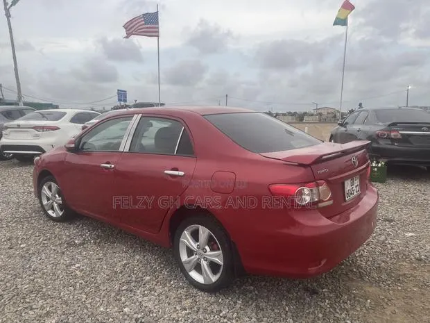 Toyota Corolla LE 4dr Sedan (1.8L 4cyl 4A) 2012 Red · Photo 1