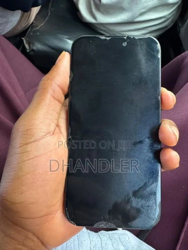Apple iPhone 15 Pro 512 GB · Photo 1