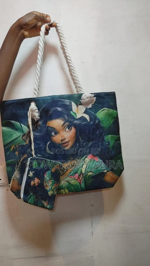 Unisex Tote Bags · Photo 1