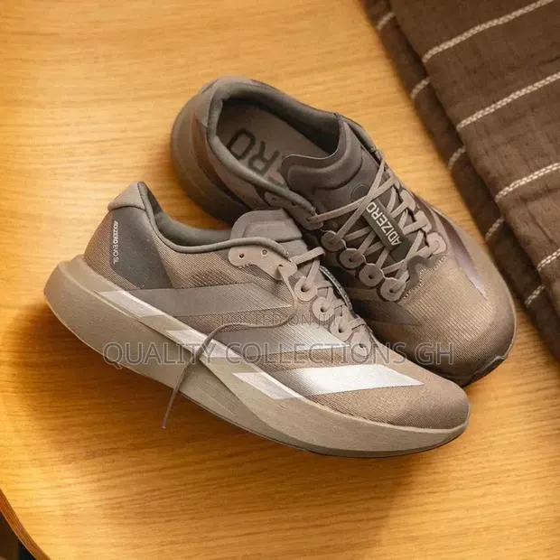 Adidas Adizero Brown · Photo 1