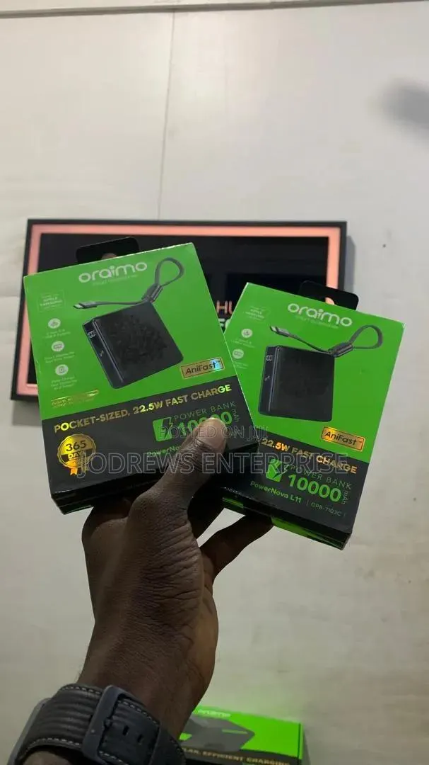 Oraimo PowerNova L11 10000mAh 22.5W Power Bank · Photo 1