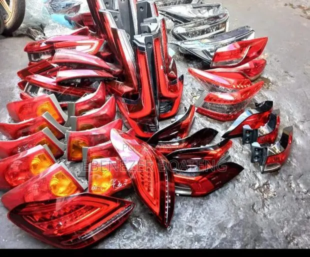 Toyota Corolla 2013 Model Tail Light Home Use Neat One · Photo 1