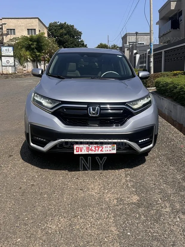 Honda CR-V Hybrid 2021 Silver · Photo 1