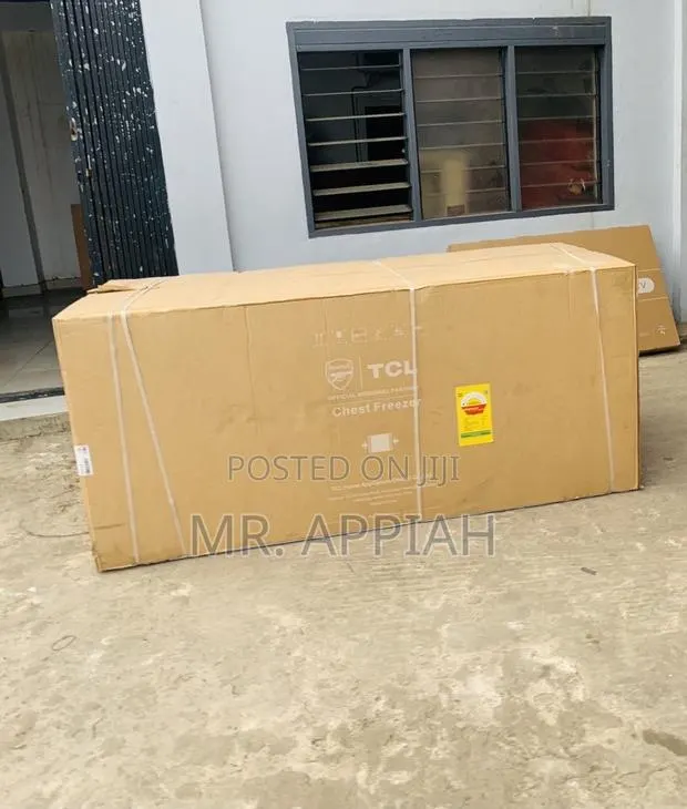 Unique Design TCL F920cfsl 2 Door Electric Chest Freezer(White)708L · Photo 1