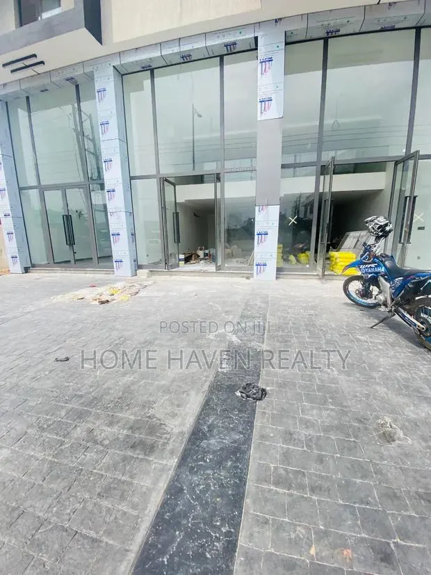80 Square Meter Shop for Rent at Dzorwulu · Photo 1