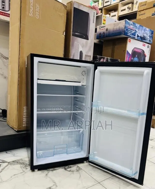 Choose Unique Nasco 1 Door Table Top Refrigerator(Black) · Photo 1