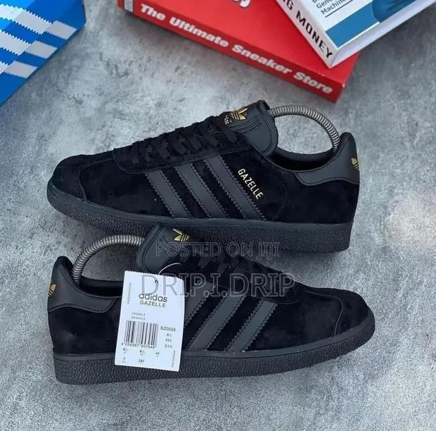Adidas Gazelle . Very Classic and Nice.Comes in box.Available in 38-45
