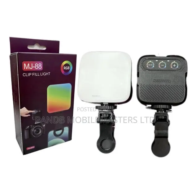 MJ-88 RGB Clip Light Rechargeable LED Video Light for Phone Camera · Photo 1