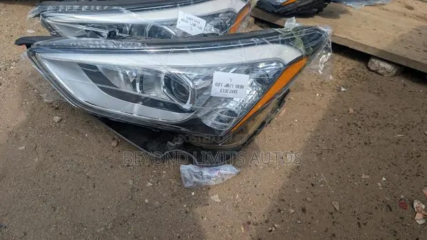 Hyundai Santa Fe 2013,2014,2015 Headlight Led · Photo 1