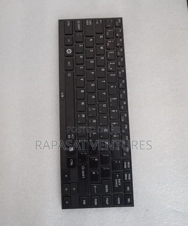 Toshiba R700 Keyboard · Photo 1