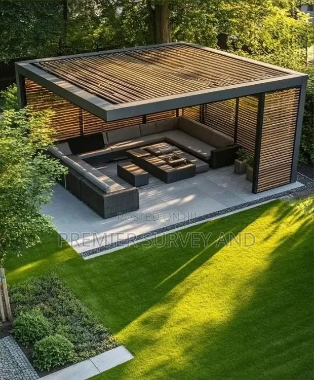 Premium Outdoor Pergola · Photo 1