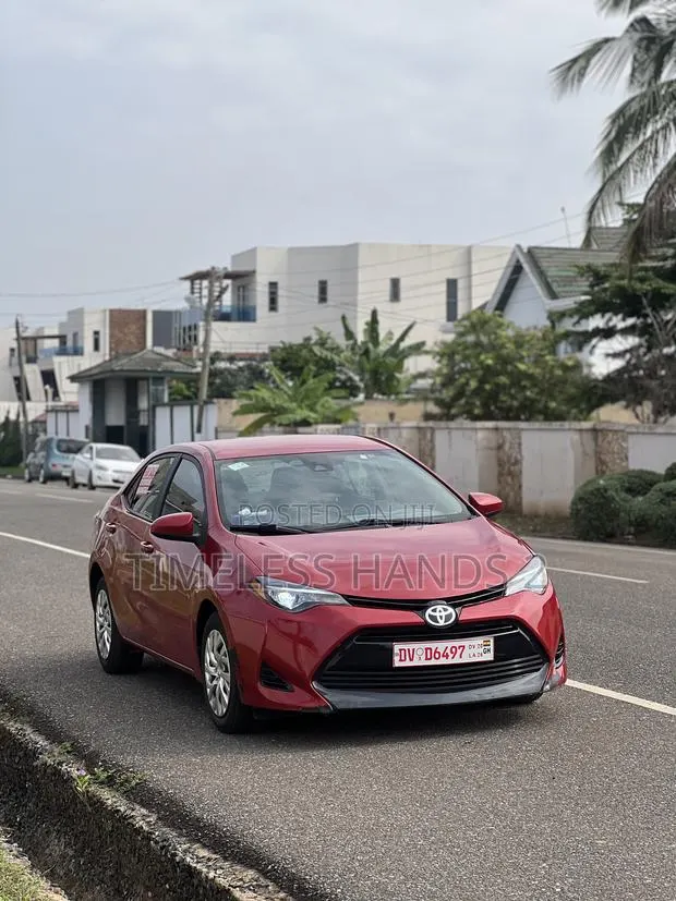 Toyota Corolla LE 4dr Sedan (1.8L 4cyl CVT) 2017 Red