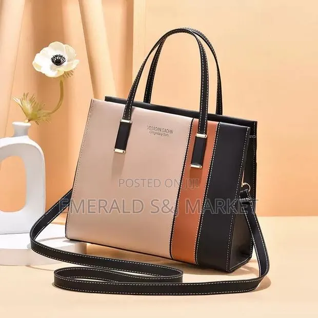 Ladies Bag · Photo 1