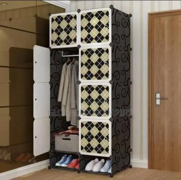 8-9 Cube Wardrobe With Shoe Rack – Stylish Spacious · Photo 1