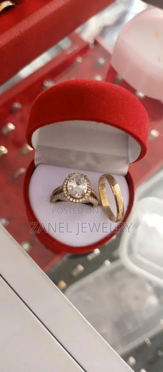 Original Gold Dust Wedding Rings · Photo 1