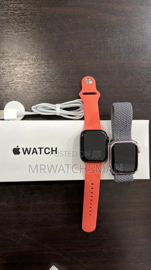 Apple Watch Series 9 41mm GPS Only · Photo 1