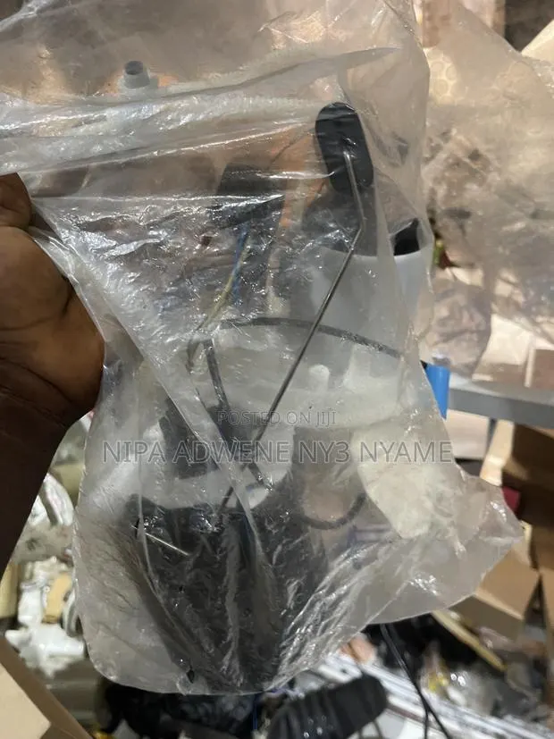 Range Rover Evoque Fuel Pump 2013 to 2016 · Photo 1