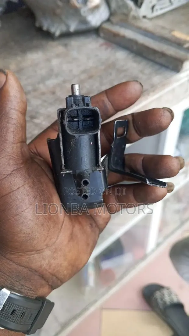 Honda Accord 2016 Purge Valve · Photo 1