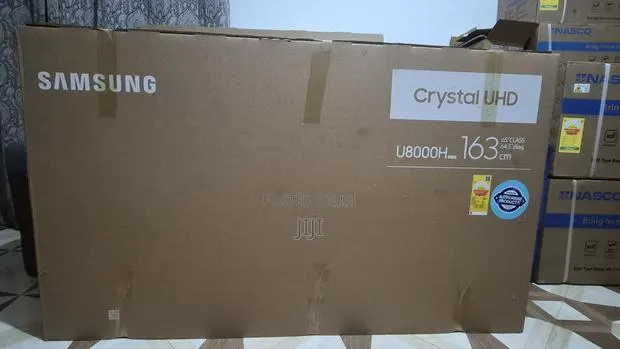 Samsung 65" UHD 4K Smart TV · Photo 1