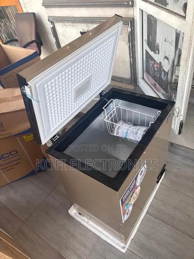 150l Chest Freezer Efficient Cooling for Everyday Storage Needs · Photo 1