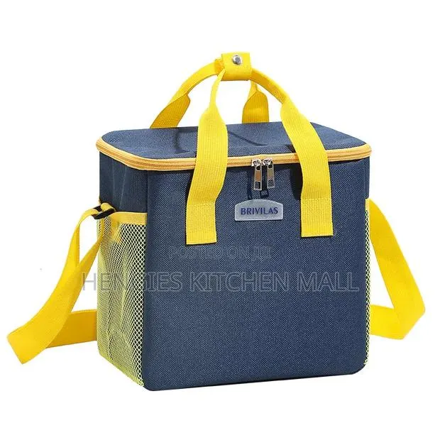 Insulated Lunch Bag With Strap (23*15*23cm) · Photo 1