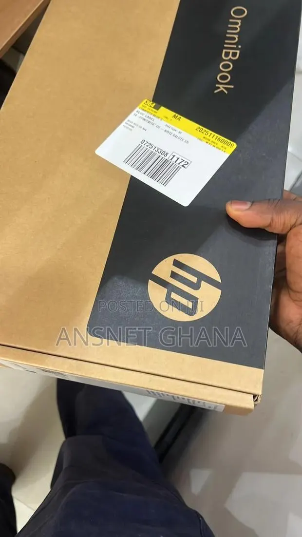 New Laptop HP OmniBook 5 Flip 16GB Intel Core Ultra 7 SSD 512GB · Photo 1