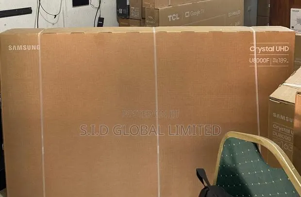 Samsung 75" Crystal Processor Sharp, Upscaled Picture Smart Tv · Photo 1