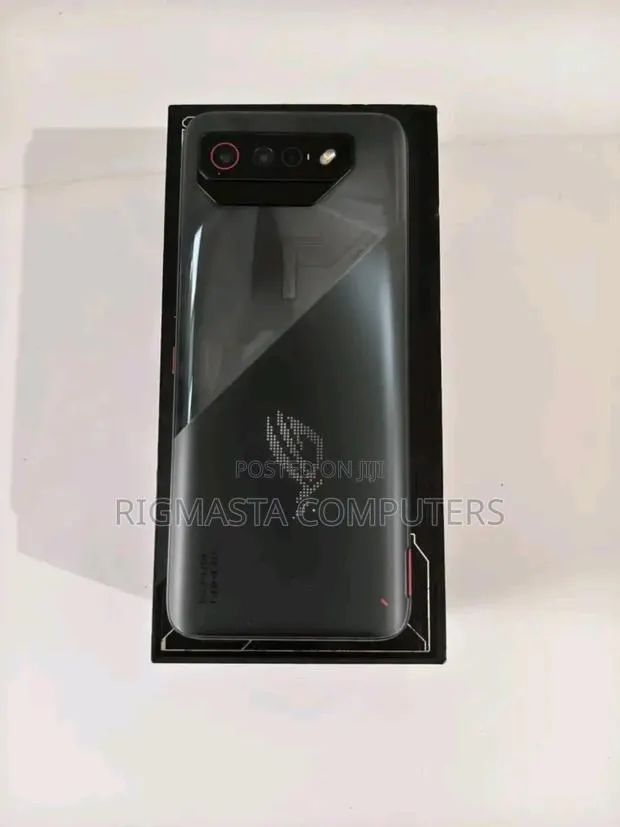 New Asus ROG Phone 7 512 GB Black · Photo 1