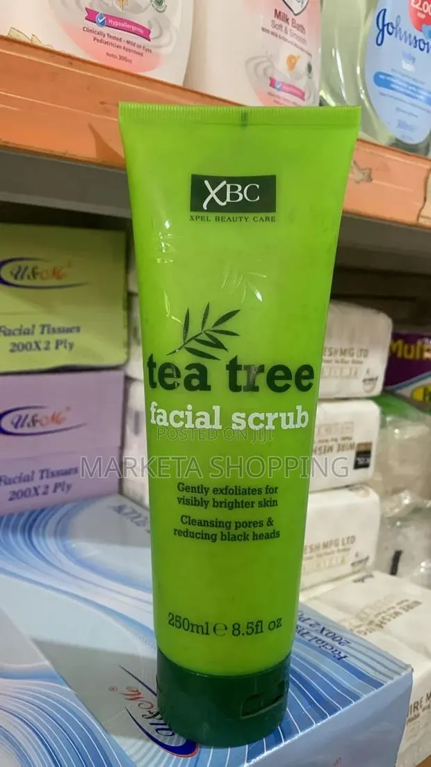 Tea Tree Facials Scrub 250ml · Photo 1