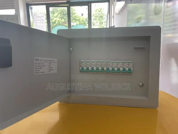 Distribution Board 8way(Metal)Conduit Type · Photo 1