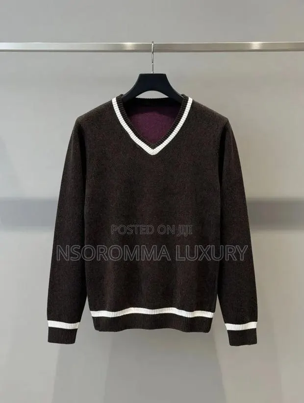 Unisex Premium Sweater - Quality and Affordable · Photo 1