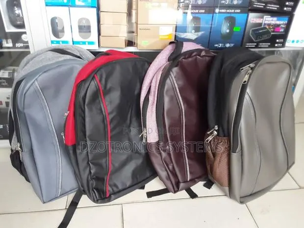 Leather Bag - Two Partition and a Side Bottle Holder · Photo 1