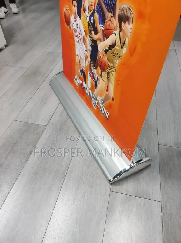 Pull Up and Stands · Photo 2