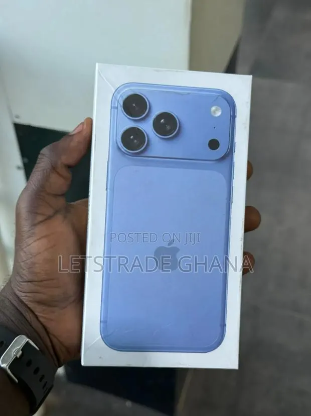 New Apple iPhone 18 Pro Max 512 GB Blue · Photo 1