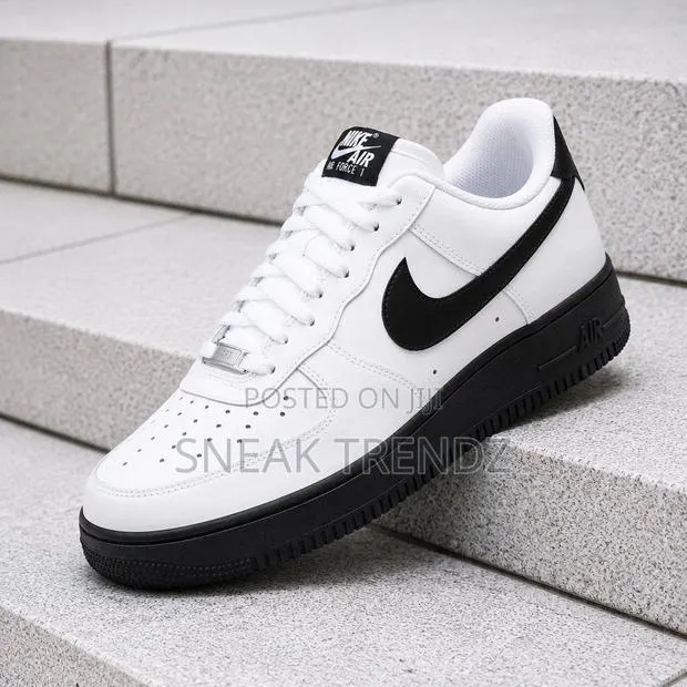 Nike Air Force 1 · Photo 1